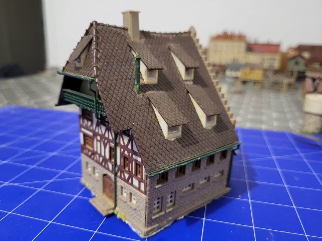 Maquette maison médiévale à colombages