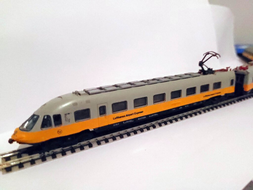 Miniature Automotrice BR Class 403 005-2 - Lima - Echelle N