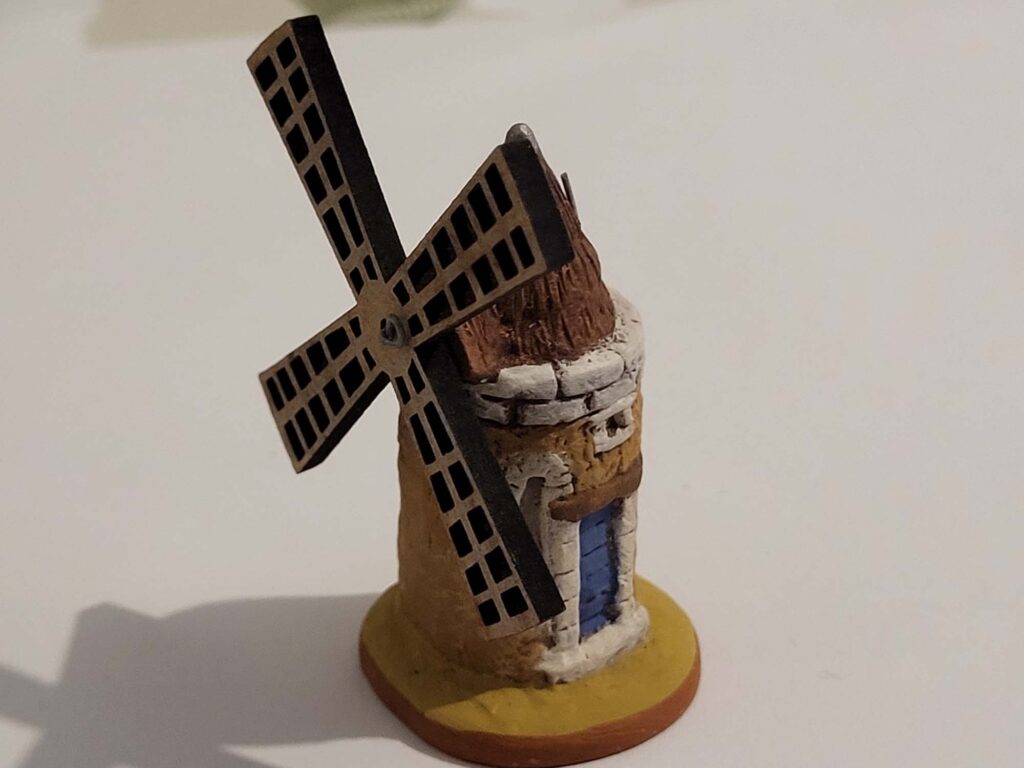 santons fouque 2cms moulin perpective hauteur 6cm 001