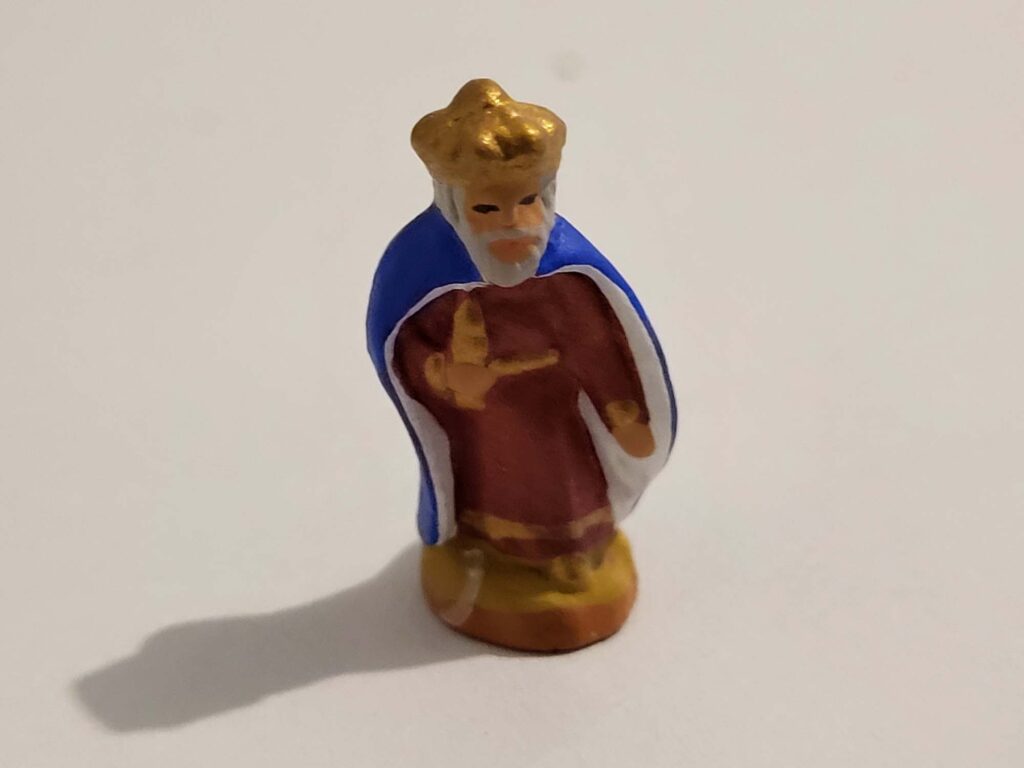 santons fouque 2cms roi mage melchior debout 001