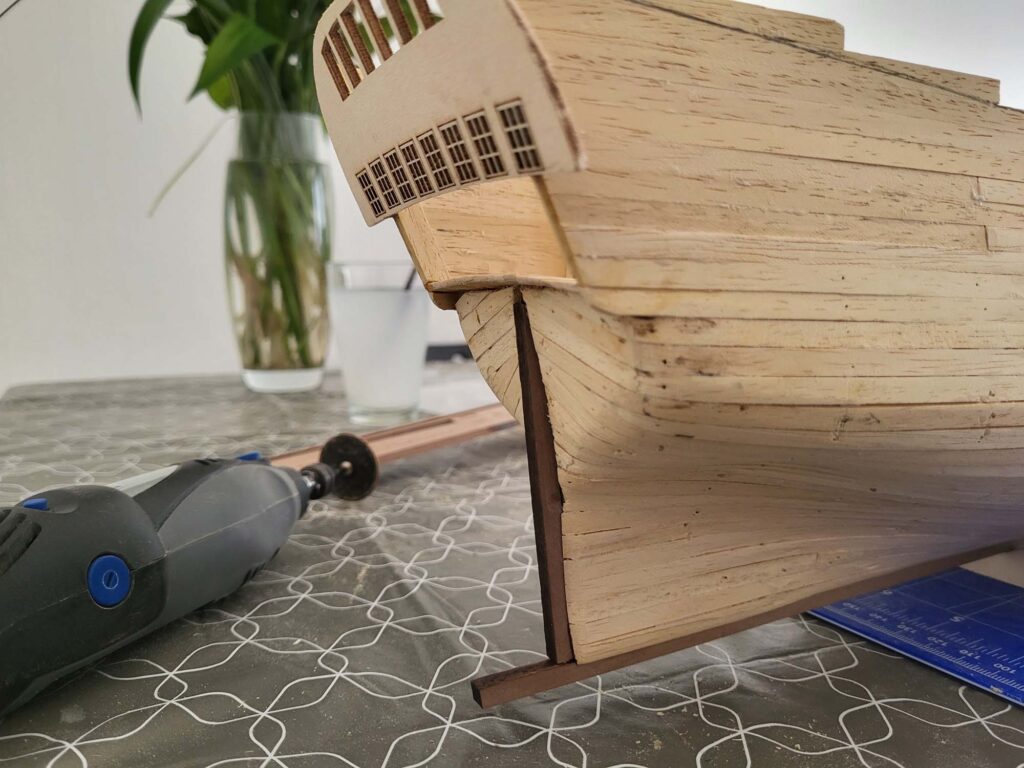 Maquette de l'Hermione - Pose de la quille - 07