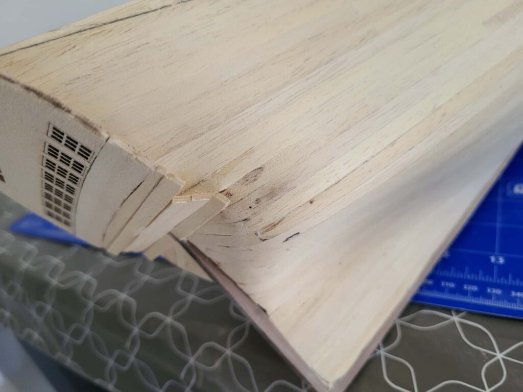 Fermeture du dessous des fenêtres du chateau