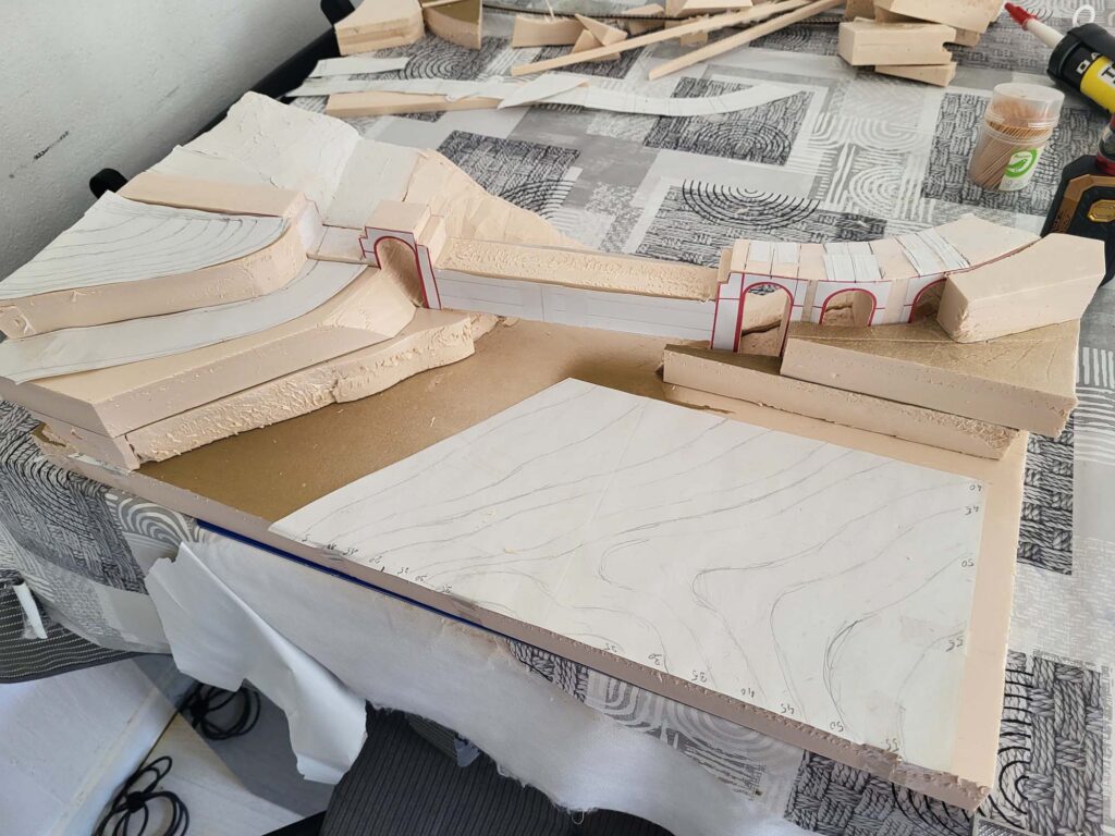 sculpture montagne rive dr arriere 01