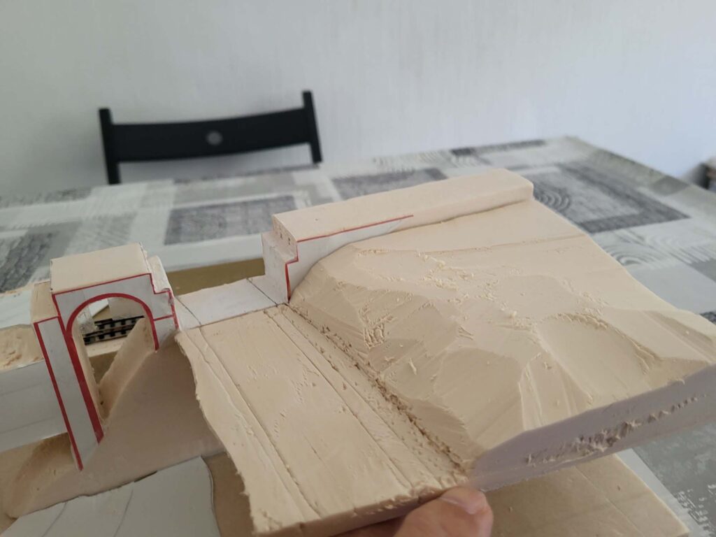 sculpture montagne rive dr avant 02