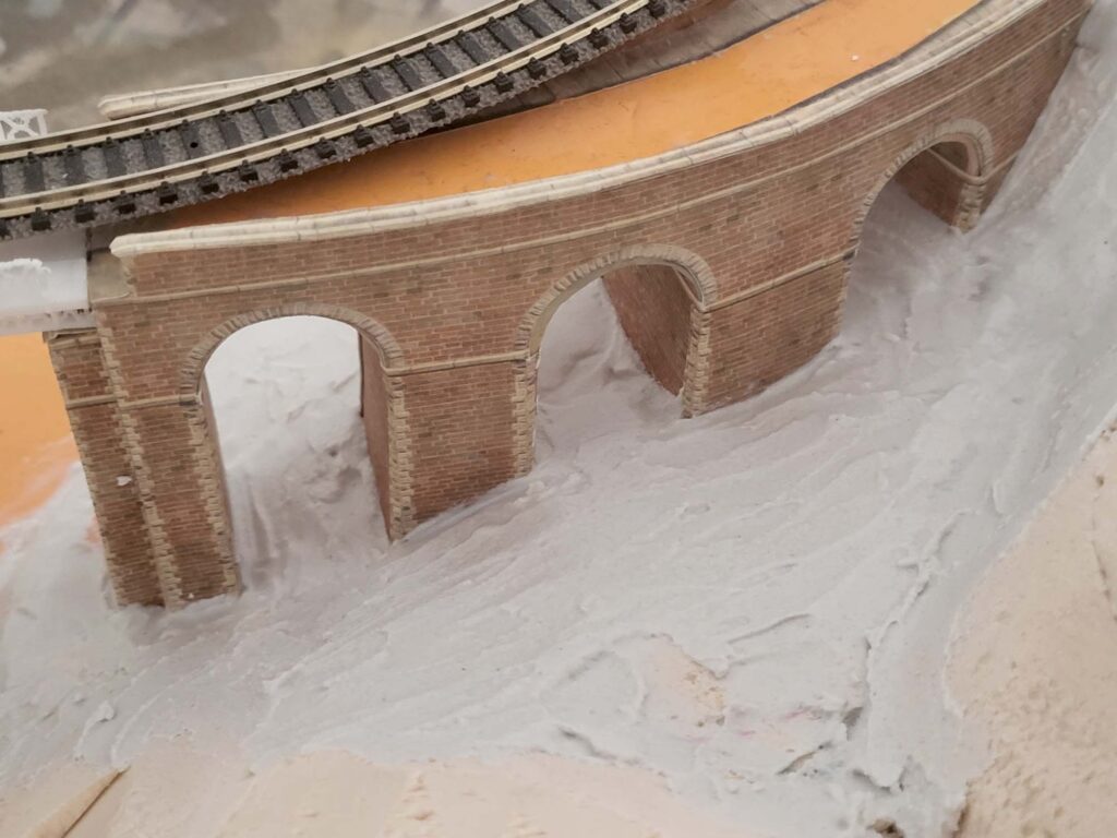 diorama pont du golo