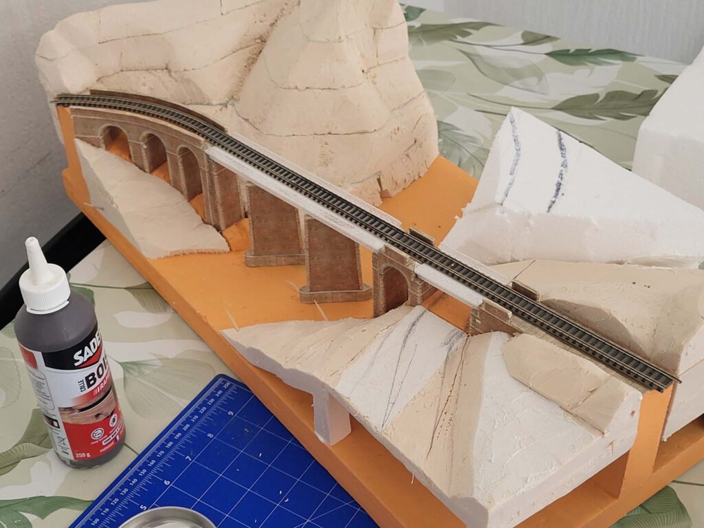 diorama pont du golo